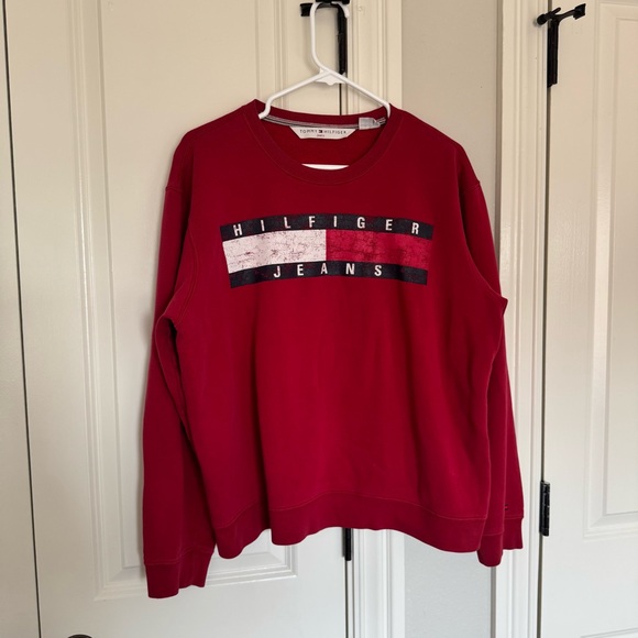 Tommy Hilfiger Red Cropped Sweatshirt - Picture 2 of 6